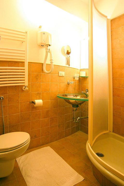 Francamaria Rooms Vernazza Habitación foto